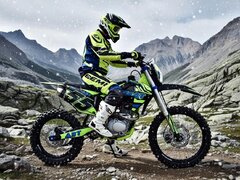 Moto Cross 250cc Dirt Bike UpBeat 414 J21/19